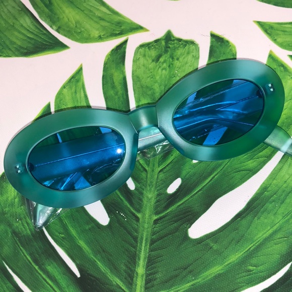 SOLD - Picture 5 of 7